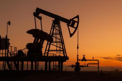 Brent petrolün varili 105,55 dolardan işlem görüyor
