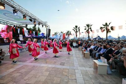 Ege'nin iki yakasına festivalle 'dostluk ve kültür köprüsü' kuruldu