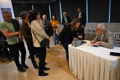 İzmir Bornova’da şiir ve hakikat buluşması