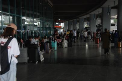 İzmir Otogarı’nda bayram yoğunluğu başladı