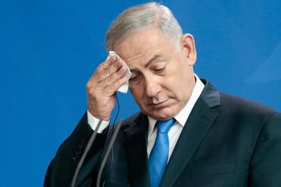 Katil Netanyahu'nun duruşması başlamasına saatler kala ertelendi