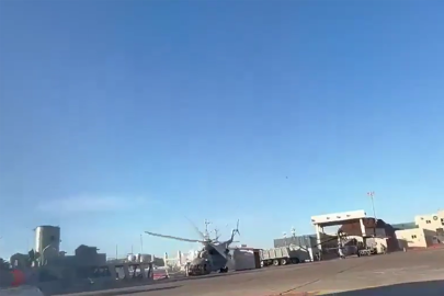 Meksika donanmasına ait helikopter kalkıştan saniyeler sonra yere çakıldı