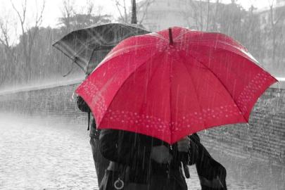 Meteoroloji'den kuvvetli yağış ve fırtına uyarısı