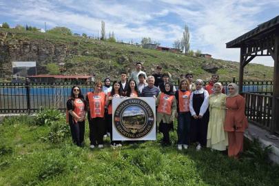 Ardahan’da fidanlar toprakla buluşuyor