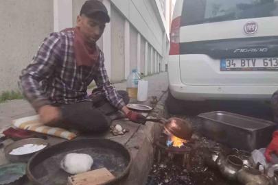 Kars sokaklarında alın teriyle geçim: Karı-koca kalaycılık yaparak ekmeklerini kazanıyor