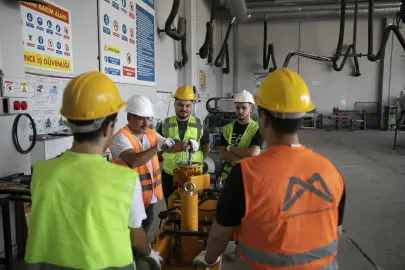 Mersin’de ‘Genç Adım’ projesiyle gençlere yeni fırsatlar