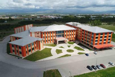 Atatürk Üniversitesi hukuk fakültesi mali hukuk anabilim dalından uluslararası bilimsel başarı