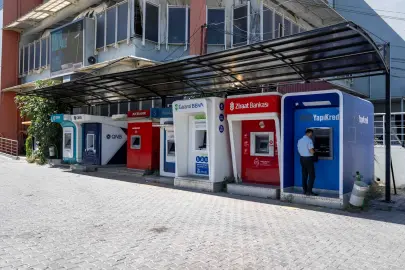 Bornova’da ‘güneş ve yağmur’ kalkanı