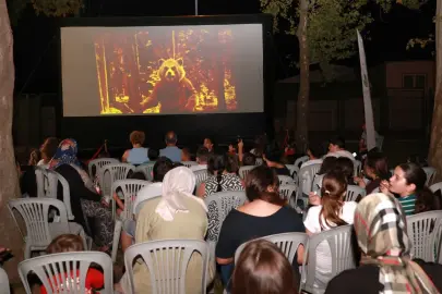 Bursa Osmangazi’de yazlık sinema keyfi