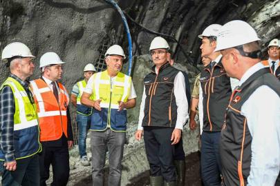 Kırık Tüneli kazı ve destek çalışmaları yüzde 90, nihai beton çalışmaları ise yüzde 78 oranında tamamlandı