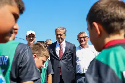 Sakarya'da gençler istedi, Başkan Alemdar talimat verdi