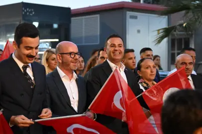 Başkan Akın Manyas’ın kurtuluşunda Fener Alayına katıldı
