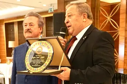 Bursa'da emeklilerden Cavit Çağlar’a vefa