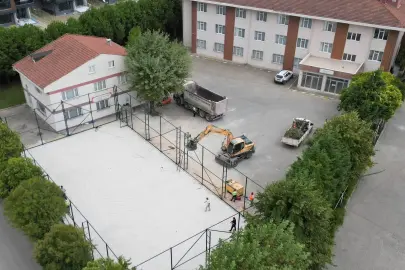 İnegöl'de Mediha Hayri Çelik Fen Lisesi’ne semt sahası
