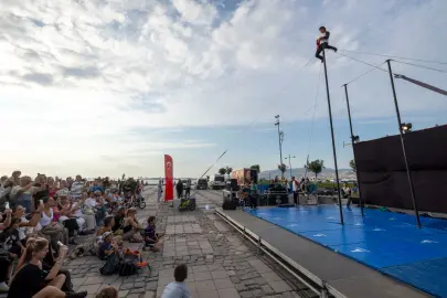 İzmir Gündoğdu Meydanı'nda sanat dolu buluşma
