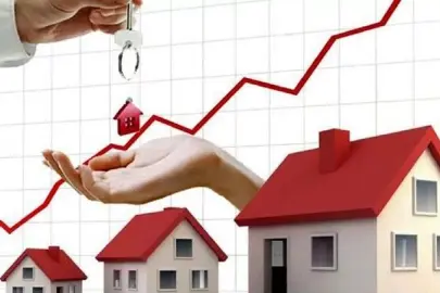 Konut fiyatları Ağustos'ta arttı ancak reelde geriledi