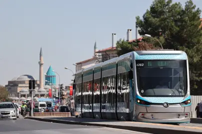 Konya'da ilk kez üniversitelere kayıt yaptıranlara 7 günlük ücretsiz ulaşım hakkı