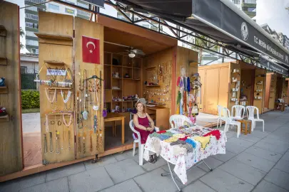 Mersin’de üretici kadın stantları dayanışmayı güçlendiriyor