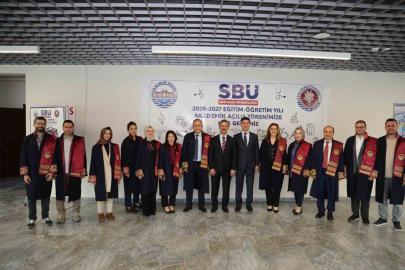 SBÜ Erzurum Tıp Fakültesi Erzurum Tıp Fakültesi’nde akademik açılış yapıldı