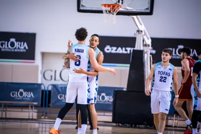 Tofaş Gloria Cup'ın ilk hazırlığına galibiyetle başladı